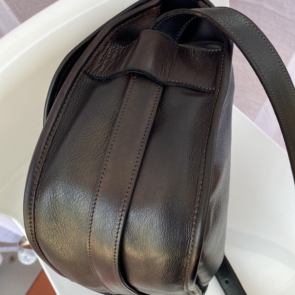 Celine Shoulder Bag 100% Authentic. Vintage. Real Alligator. - Picture 8 of 16